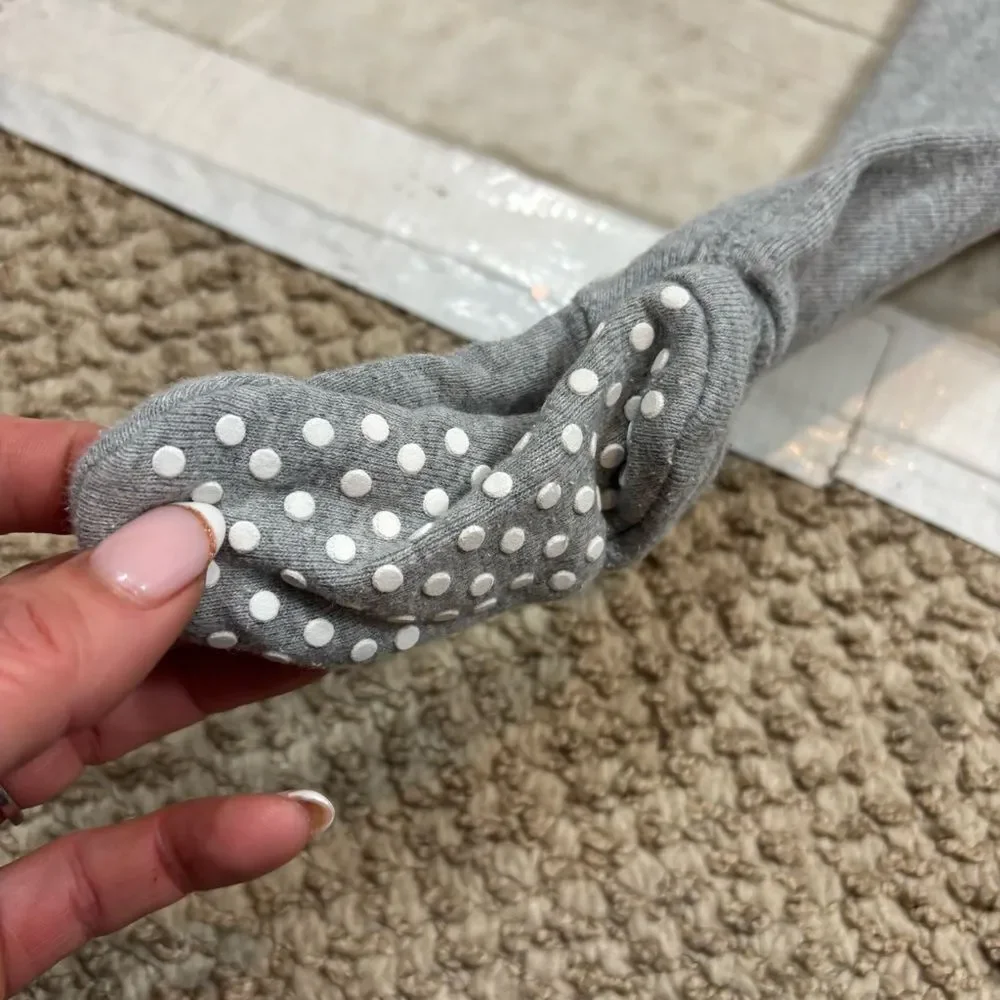 Lot of two Hanna Andersson Long Sleeve Footed Pajamas‎ Grey Size 6-12 Months